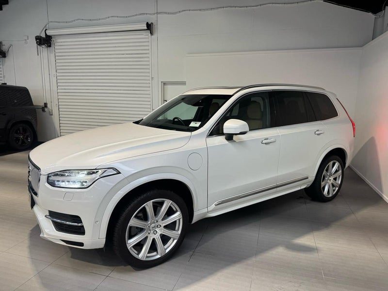 2016 Volvo XC90 T8 Twin-Engine Hybrid 4WD 7 Seater, photo 3