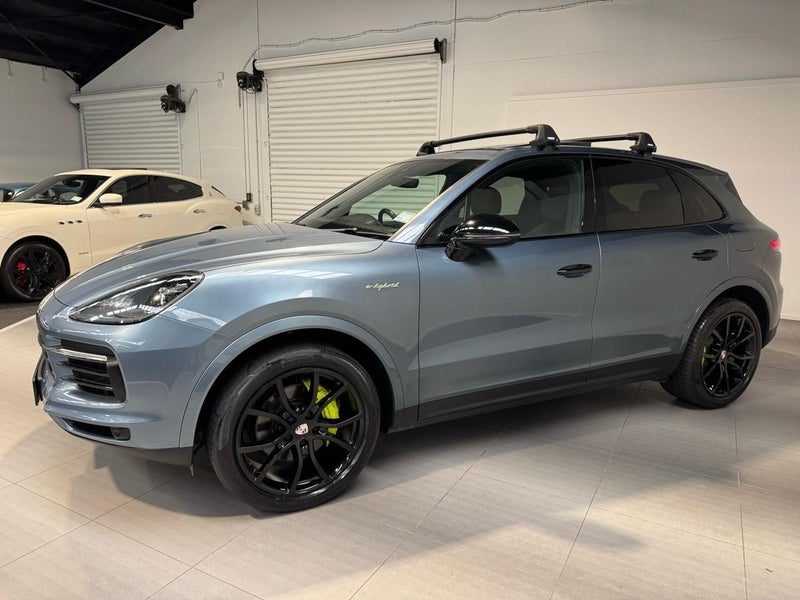 2020 Porsche Cayenne E-Hybrid PHEV New Model, photo 3