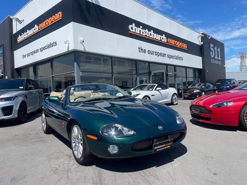 2002 Jaguar XKR 4.2 V8 Supercharged Convertible, photo 2