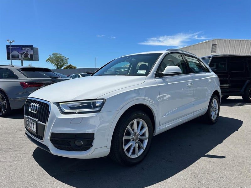 2012 Audi Q3 2.0T FSI Quattro 4WD, photo 3