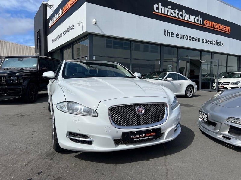 2014 Jaguar XJ 2.0 GDI Turbo Sedan, photo 2