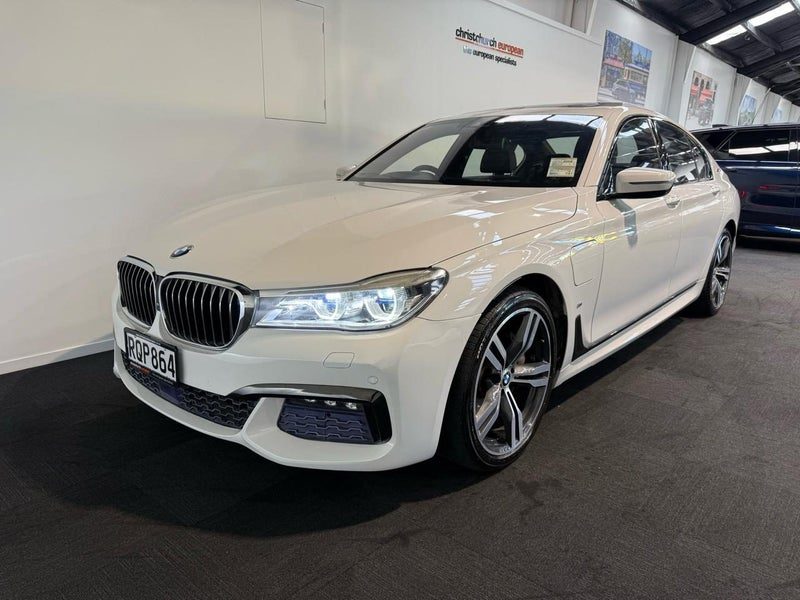 2017 BMW 740e iPerformance Motorsport, photo 2