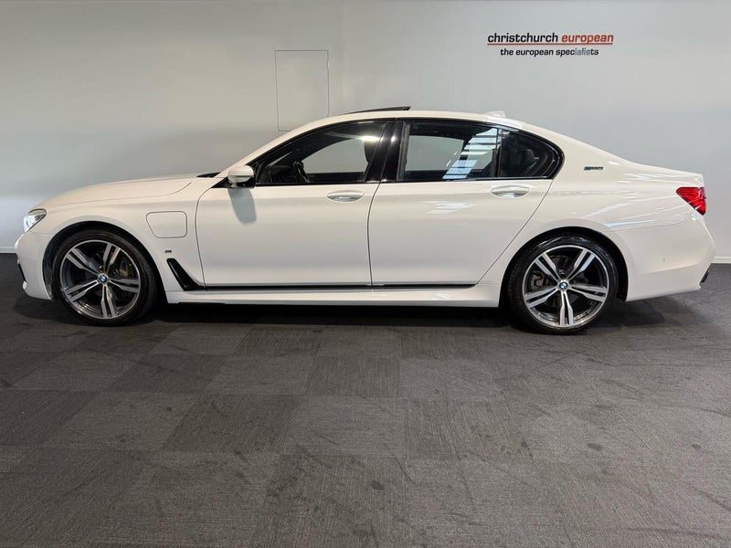 2017 BMW 740e iPerformance Motorsport, photo 3