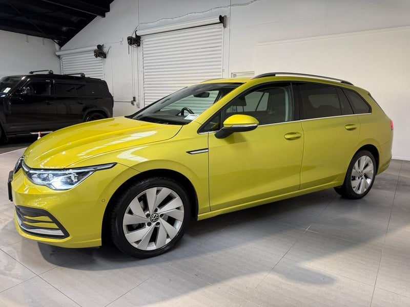2021 Volkswagen Golf E TSI 1.5 Mild Hybrid Wagon, photo 3