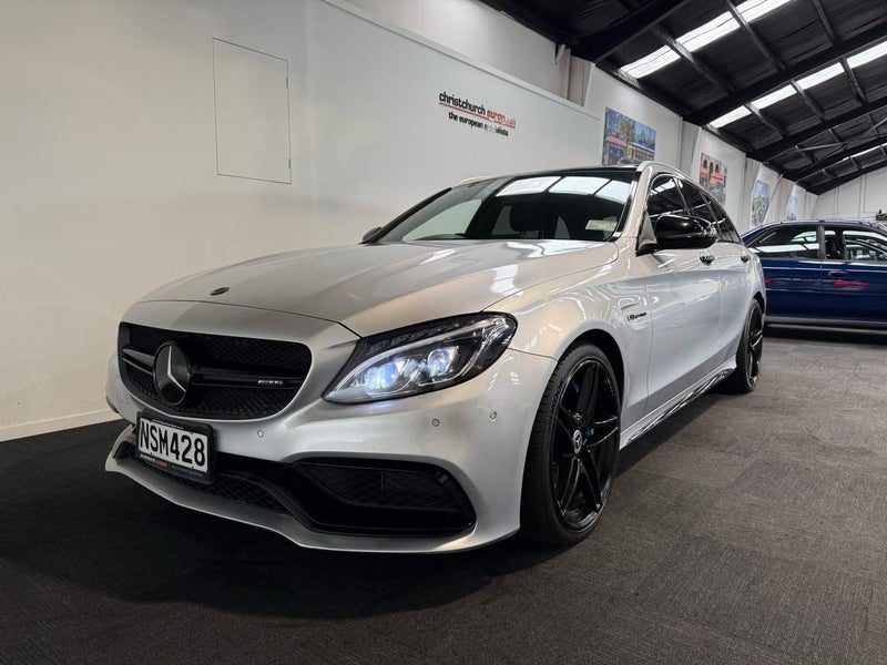 2015 Mercedes-Benz C 63 AMG V8 Black Edition Wagon, photo 3