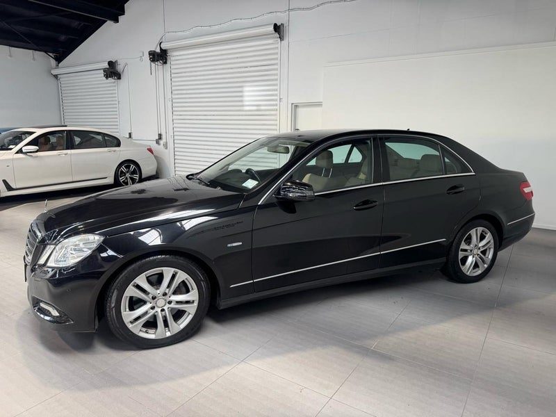 2010 Mercedes-Benz E 250 CGI 1.8 Turbo Sedan, photo 3