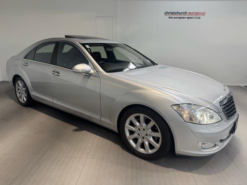 2006 Mercedes-Benz S 500 5.5 V8 Sedan