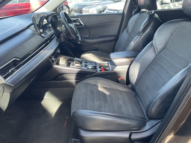 2023 Mitsubishi Outlander XLS 2.5 4WD 7 SEATER, photo 3