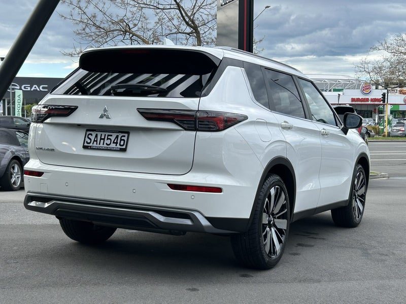 2026 Mitsubishi Outlander XLS 2.5L, photo 3