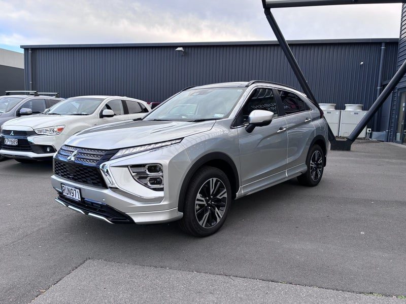 2026 Mitsubishi Eclipse Cross VRX AWD, photo 3