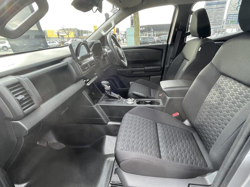 2026 Mitsubishi Triton GLX 4WD Flat Deck, photo 2