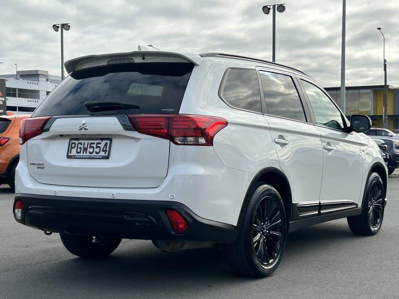 2022 Mitsubishi Outlander SPORT 4WD 7 SEATER, photo 3