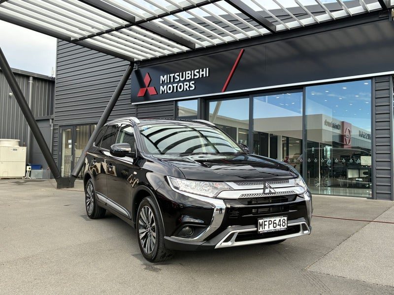 2019 Mitsubishi Outlander LS 2wd 7 Seater, main photo
