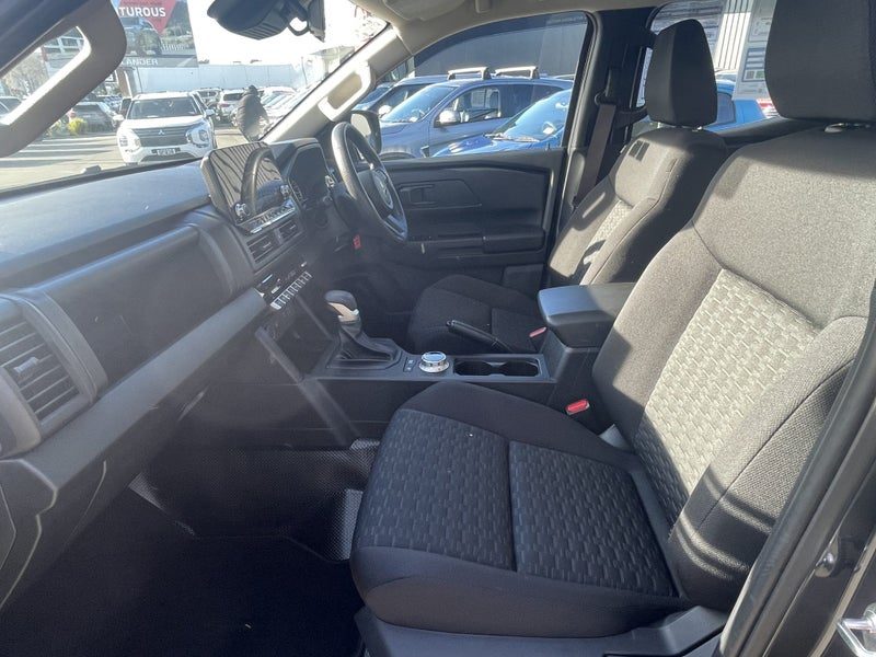 2026 Mitsubishi Triton GLX 4X4 6 Speed 2.4 D/C, photo 2