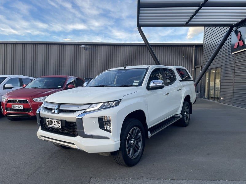 2021 Mitsubishi Triton GLX-R Auto 4X4 D/C, photo 3