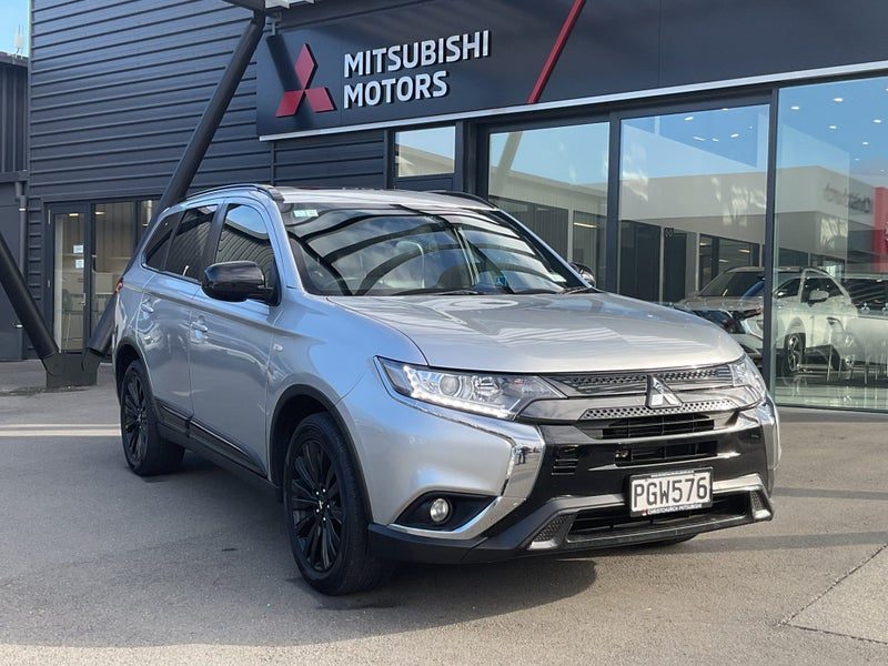 2022 Mitsubishi Outlander Sport 4WD 7 Seater