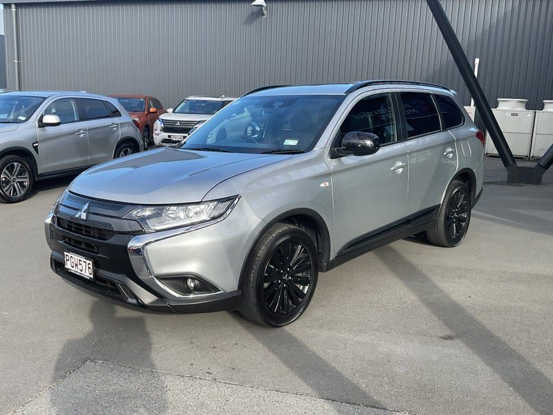 2022 Mitsubishi Outlander Sport 4WD 7 Seater, photo 3