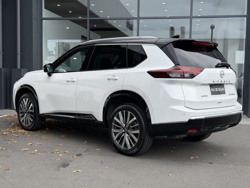 2026 Nissan X-Trail Ti-L E-Power 1.5 Petrol Hybrid, photo 3