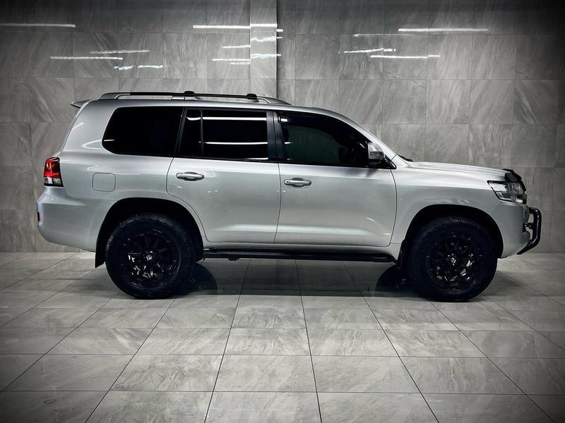 2018 Toyota Land Cruiser VX 4.5D/V8 NZ NEW, photo 2