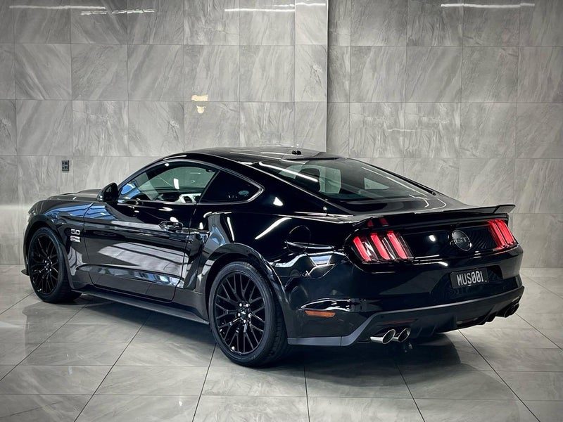 2016 Ford Mustang V8 CTB Fastback, photo 2