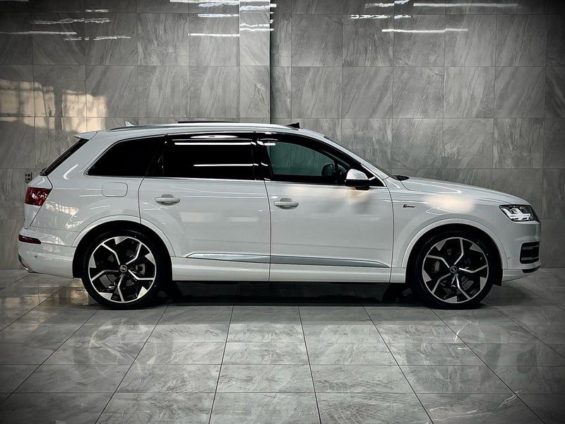 2018 Audi Q7 55TFSI Quattro, S-LINE, photo 2