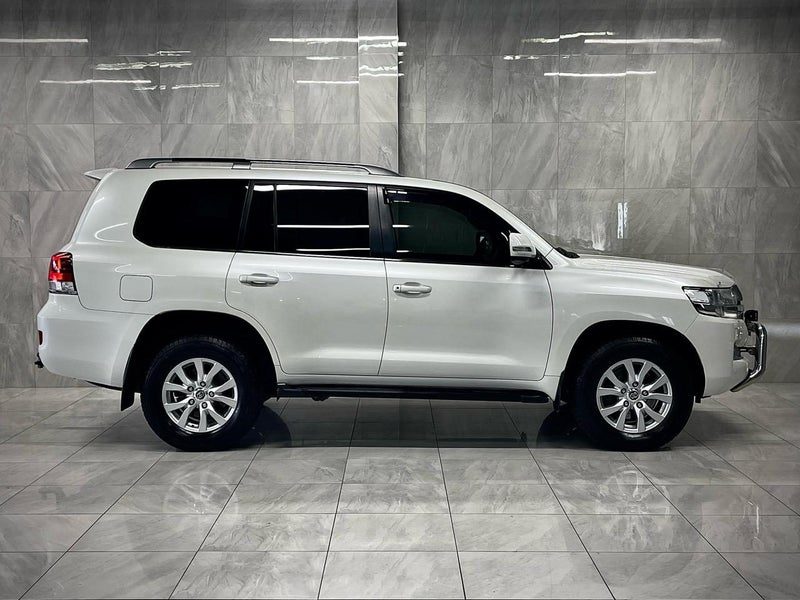 2018 Toyota Land Cruiser VX Limited, 4.5TD V8, photo 2