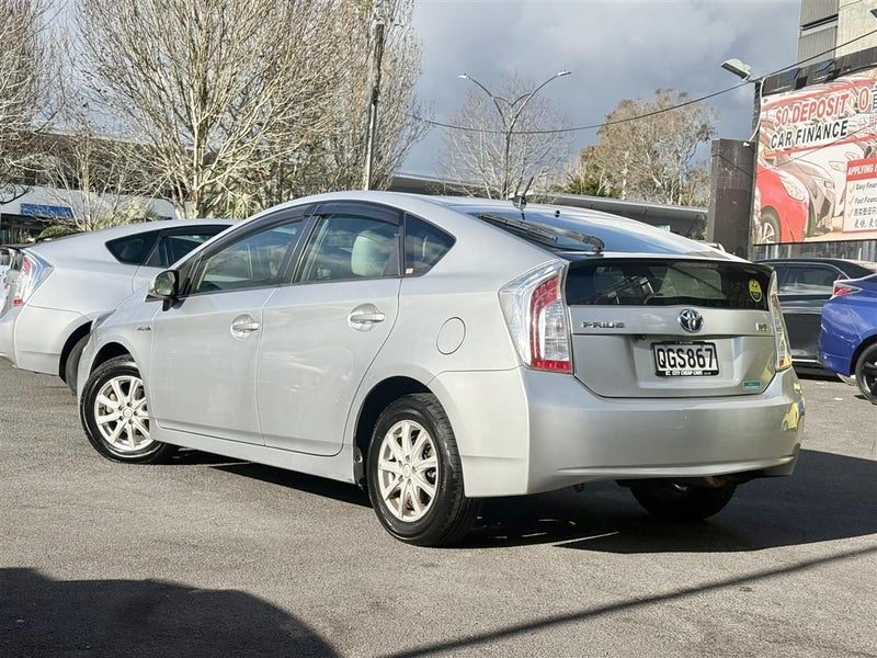 2012 Toyota Prius HYBRID S MODEL, photo 2