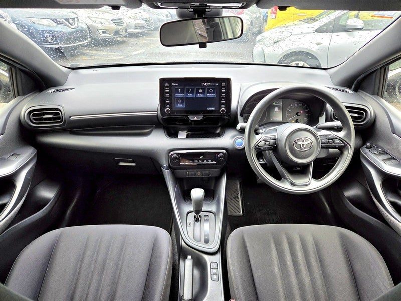 2020 Toyota Yaris HYBRID *PUSH START*, photo 3