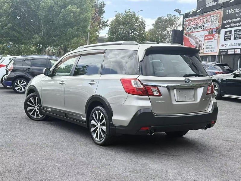 2015 Subaru Exiga AWD Crossover 7 Seaters, photo 2