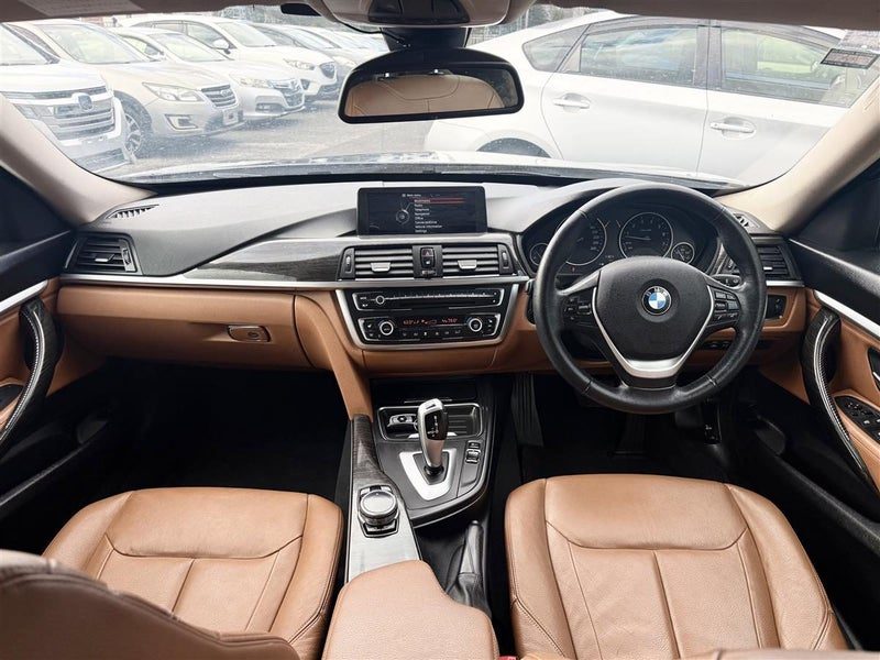 2013 BMW 320i GT LUXURY MODEL, photo 3