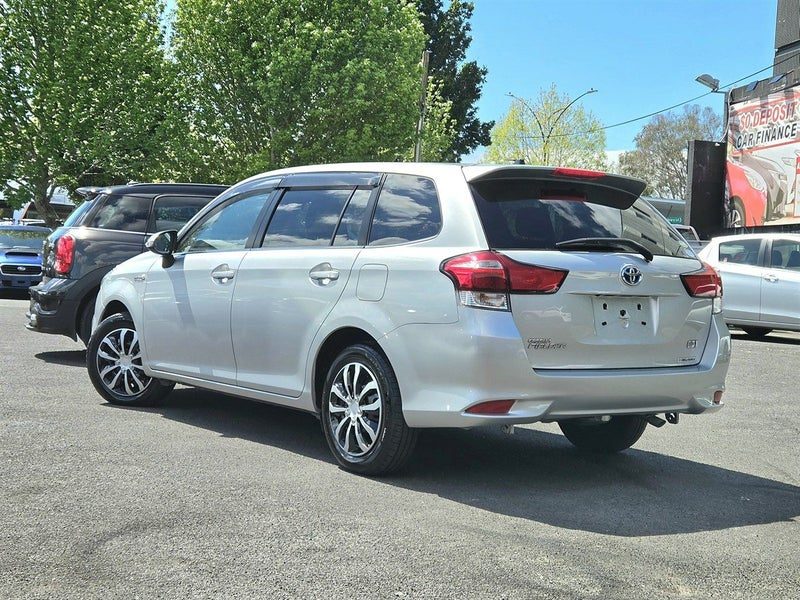 2015 Toyota Corolla FIELDER HYBRID *PUSH START*, photo 2