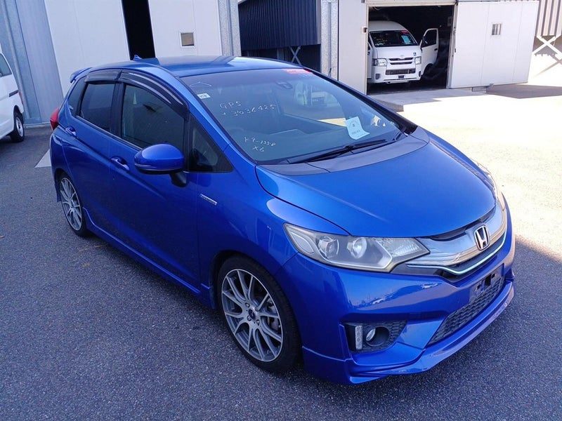 2014 Honda Fit HYBRID SPORT