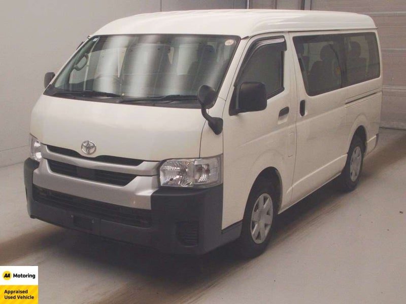 2023 Toyota Hiace 2.7*10 SEATER MINIBUS*