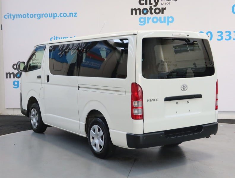 2022 Toyota Hiace 2.8*D/T* LWB* 5 DOOR*, photo 2