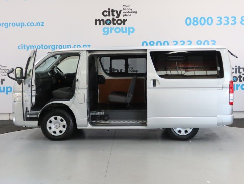 2021 Toyota Hiace 2.8* D/T* 4WD*5 DOOR*, photo 3
