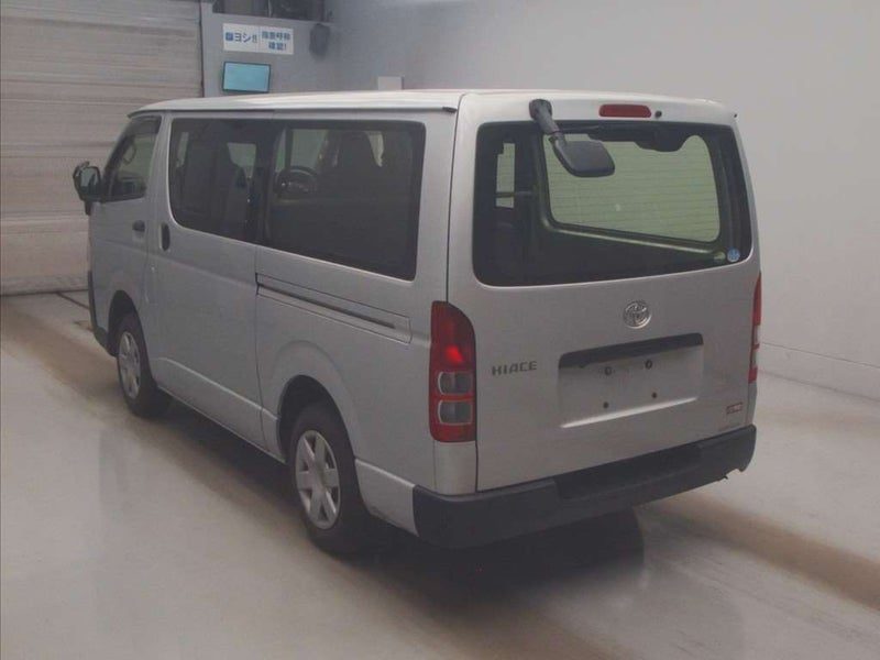2021 Toyota Hiace 2.8*D/T*LWB* 5DR*6 SEATS, photo 2