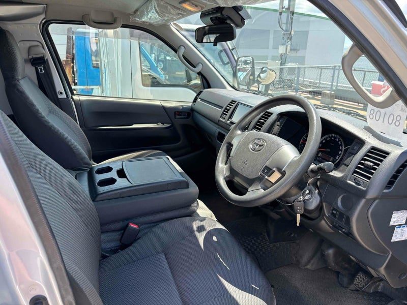 2020 Toyota Hiace 2.8* D/T* 4WD*5 DOOR*, photo 3
