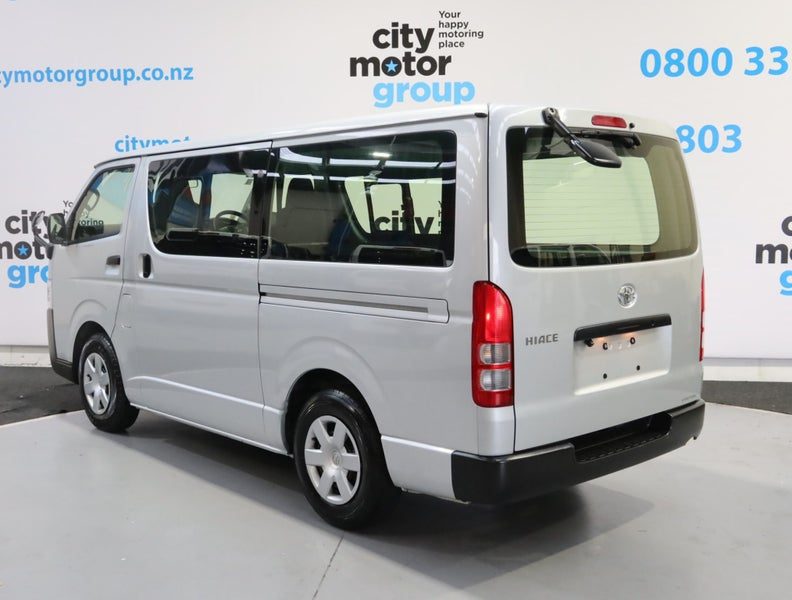 2021 Toyota Hiace 2.8*D*LWB*5 DOOR*6 SEATER, photo 2