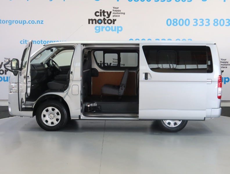 2021 Toyota Hiace 2.8* D/T* 4WD*5 DOOR*, photo 3