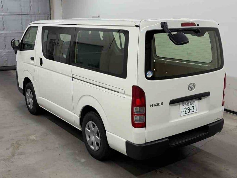 2022 Toyota Hiace 2.8* D/T*4WD*5DR*6SEATS*, photo 2