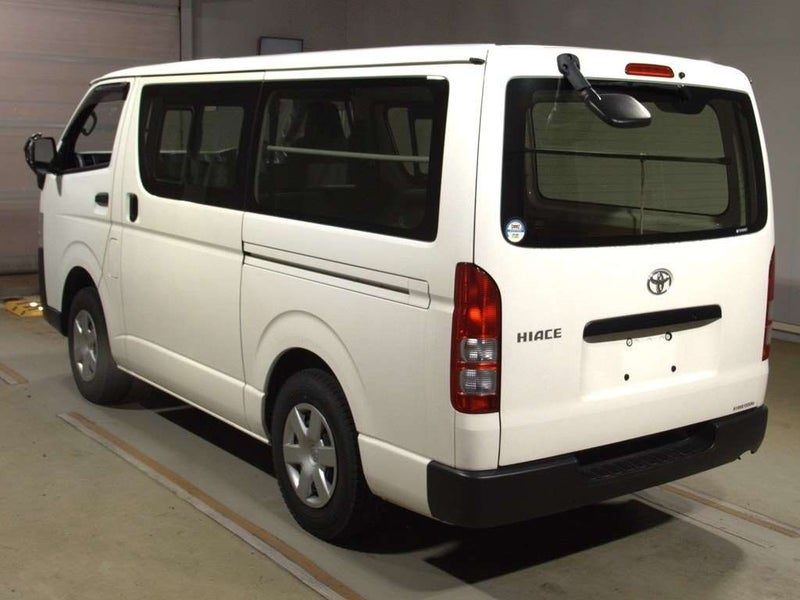 2022 Toyota Hiace 2.8* D/T* 4WD*5 DOOR*, photo 2