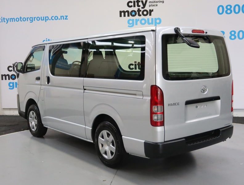 2021 Toyota Hiace 2.8*D/T*4WD*LWB* 5 DOOR*, photo 2