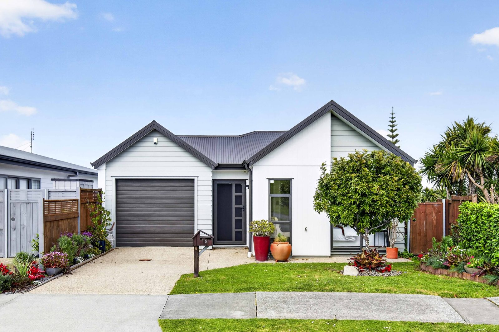 19 Barcliff Terrace, Gulf Harbour