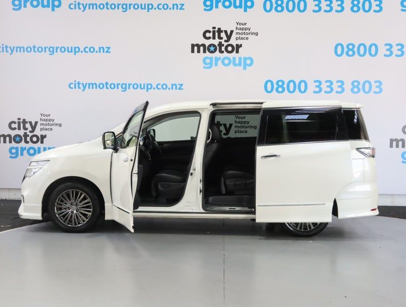 2017 Nissan Elgrand 2.5* 7 SEATER LUXURY, photo 3