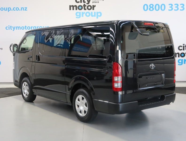 2020 Toyota Hiace 2.8*D/T*4WD*LWB*5DR*, photo 2