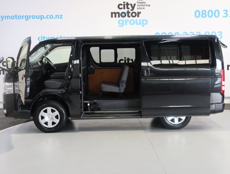 2020 Toyota Hiace 2.8*D/T*4WD*LWB*5DR*, photo 3