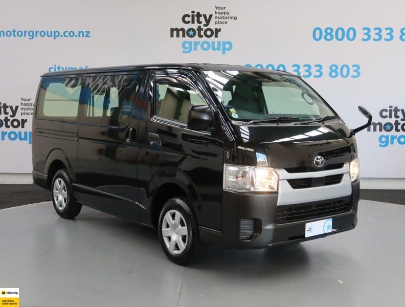 2020 Toyota Hiace 2.8 D/T* 5 DOOR*6 SEATER*