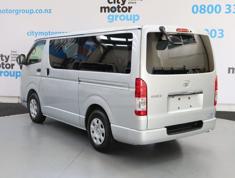 2020 Toyota Hiace 2.8*D*LWB*5 DOOR*6 SEATER, photo 2