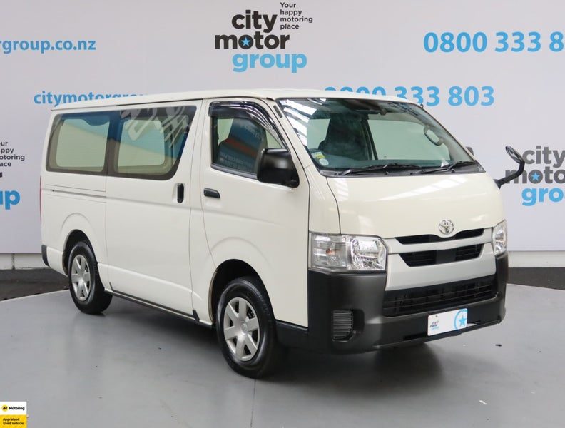 2020 Toyota Hiace 2.8* D/T*4WD*5 DOOR*