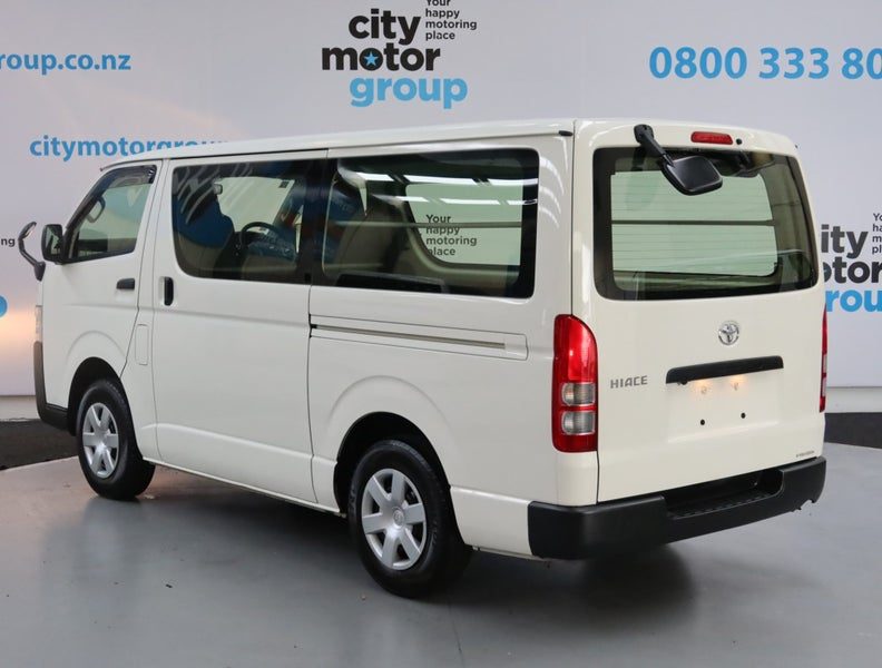 2021 Toyota Hiace 2.8*D* 4WD* 5 DOOR*, photo 2